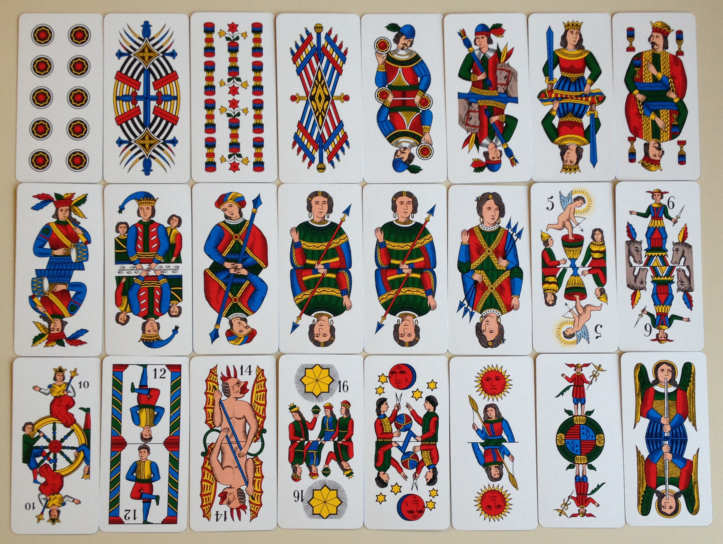carte-da-gioco-tarocchino-bolognese-leovegas.png
