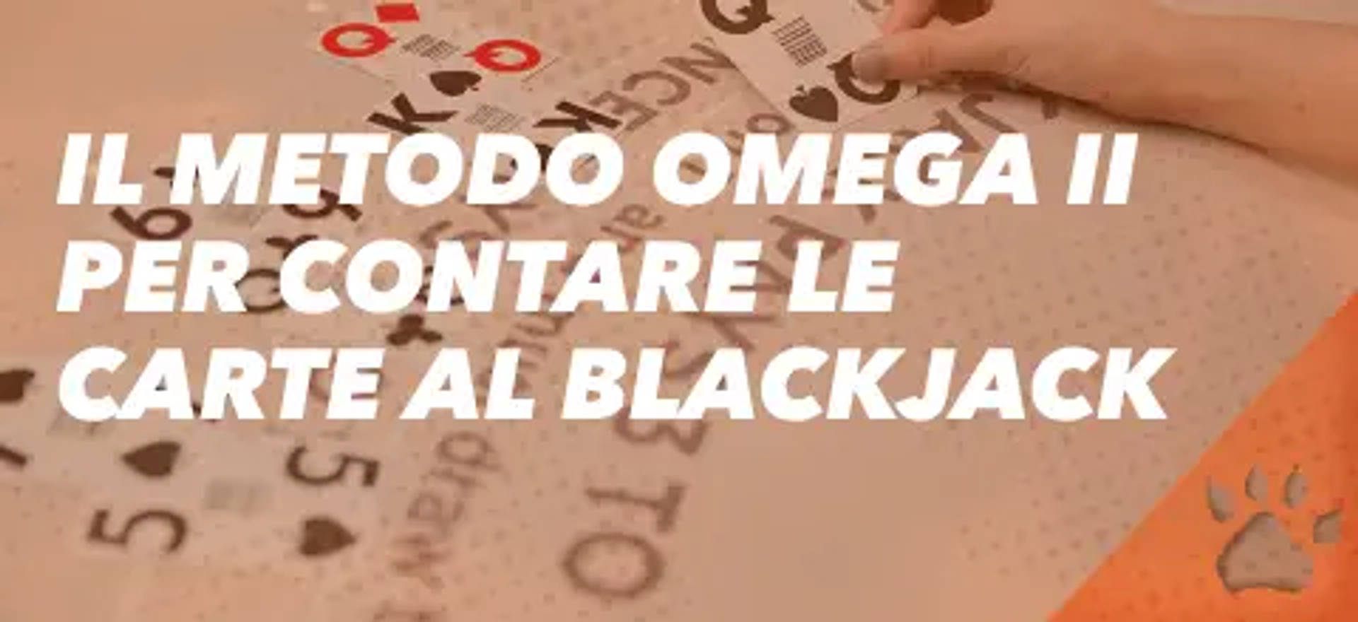 Metodo Omega II per contare le carte al Blackjack, con carte da gioco sparse.